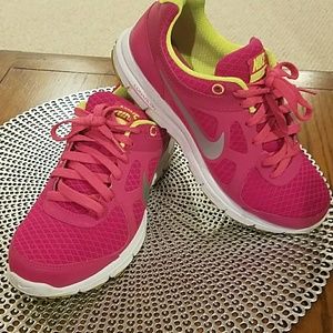 Hot Pink Nike women's 8
